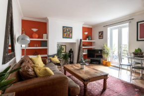 GuestReady - Vibrant Garden flat in Kemptown Village - 100m to beach